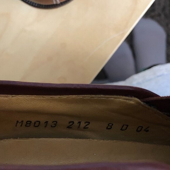 Tommy Bahama Split Toe Leather Loafers - Picture 8 of 11